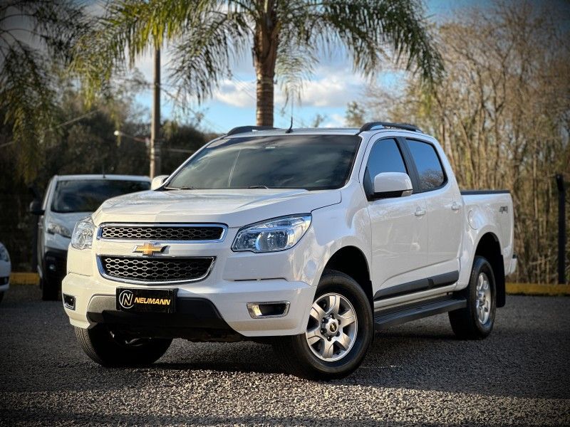 Chevrolet S10 LT 2.8 4×4 2016 NEUMANN VEÍCULOS ARROIO DO MEIO / Carros no Vale