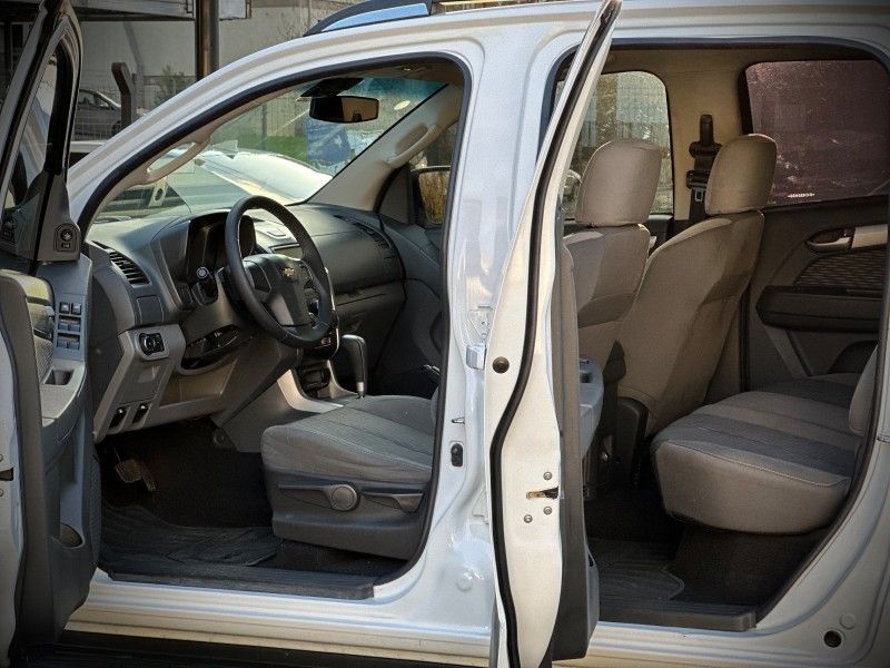 Chevrolet S10 LT 2.8 4×4 2016 NEUMANN VEÍCULOS ARROIO DO MEIO / Carros no Vale
