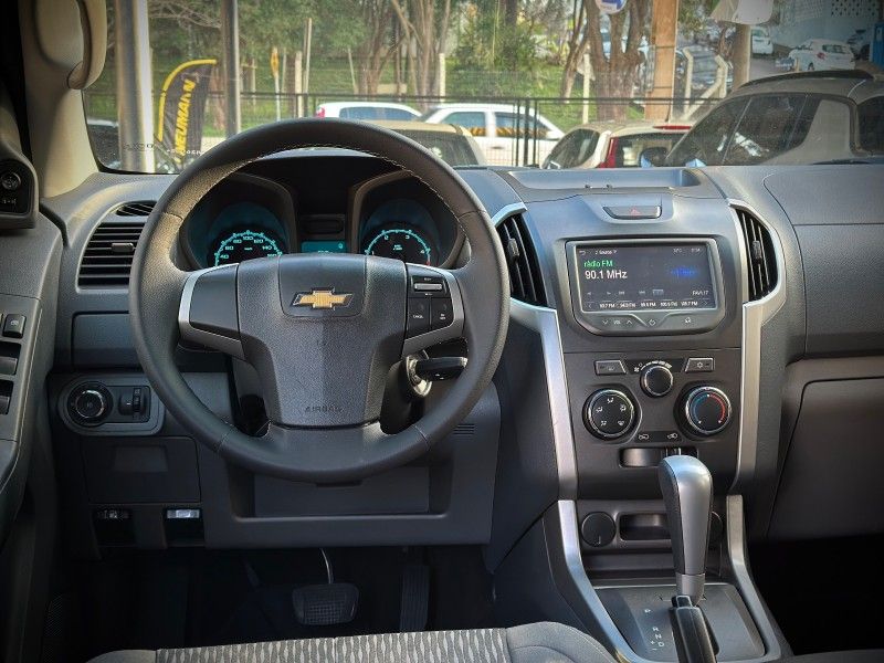 Chevrolet S10 LT 2.8 4×4 2016 NEUMANN VEÍCULOS ARROIO DO MEIO / Carros no Vale