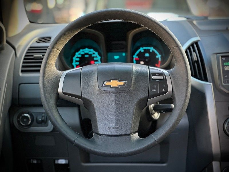 Chevrolet S10 LT 2.8 4×4 2016 NEUMANN VEÍCULOS ARROIO DO MEIO / Carros no Vale