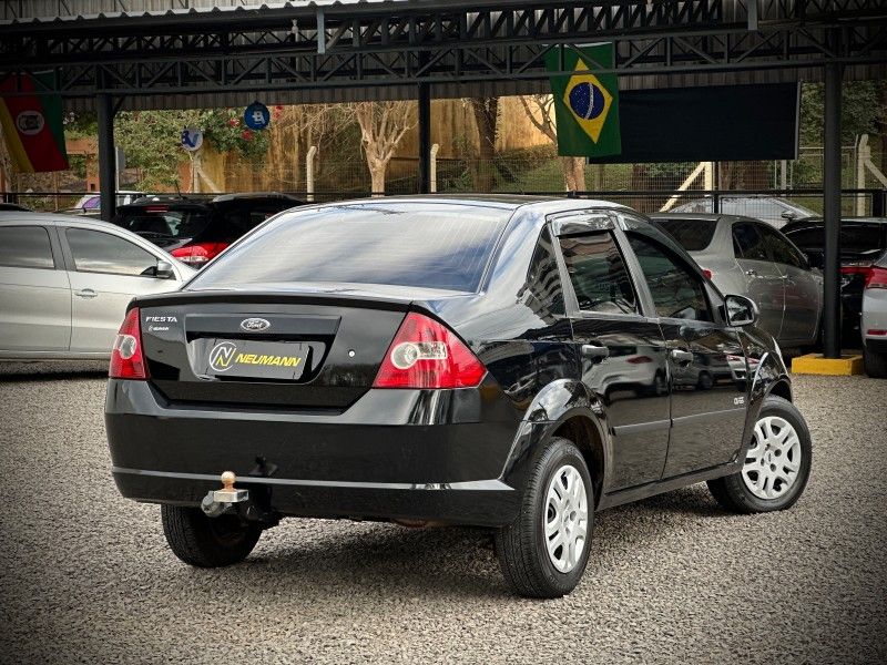 Ford FIESTA SEDAN CLASS 1.0 2009 NEUMANN VEÍCULOS ARROIO DO MEIO / Carros no Vale