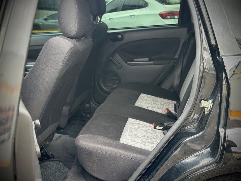 Ford FIESTA SEDAN CLASS 1.0 2009 NEUMANN VEÍCULOS ARROIO DO MEIO / Carros no Vale