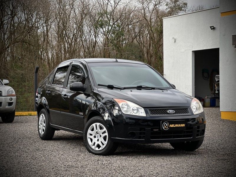 Ford FIESTA SEDAN CLASS 1.0 2009 NEUMANN VEÍCULOS ARROIO DO MEIO / Carros no Vale