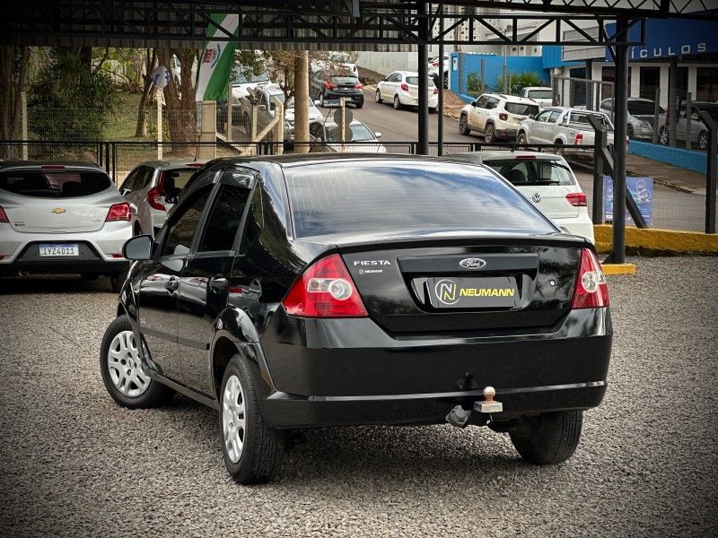 Ford FIESTA SEDAN CLASS 1.0 2009 NEUMANN VEÍCULOS ARROIO DO MEIO / Carros no Vale