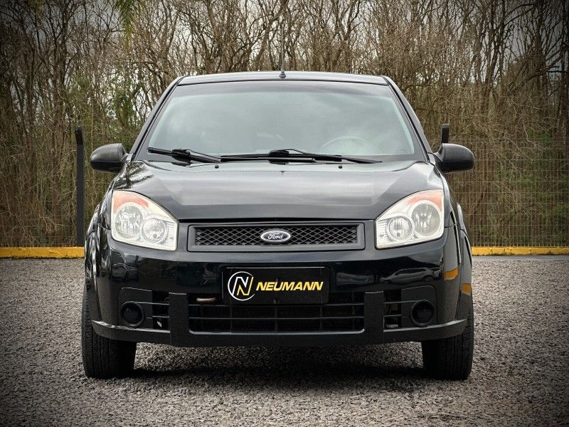 Ford FIESTA SEDAN CLASS 1.0 2009 NEUMANN VEÍCULOS ARROIO DO MEIO / Carros no Vale