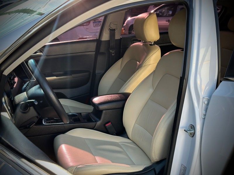 Kia SPORTAGE LX 2.0 2019 NEUMANN VEÍCULOS ARROIO DO MEIO / Carros no Vale
