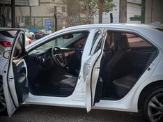 Toyota COROLLA XEi 2.0 2019 NEUMANN VEÍCULOS ARROIO DO MEIO / Carros no Vale