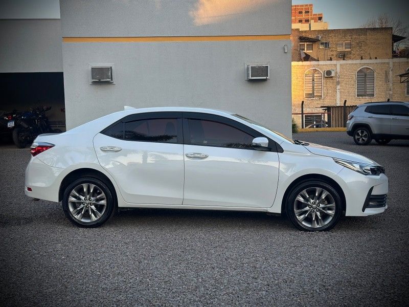 Toyota COROLLA XEi 2.0 2019 NEUMANN VEÍCULOS ARROIO DO MEIO / Carros no Vale
