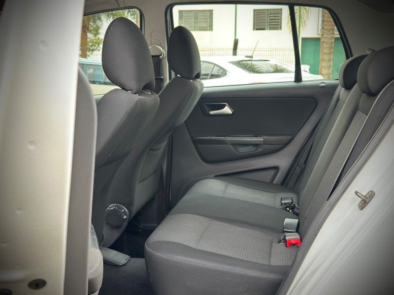 Volkswagen FOX CONNECT 1.6 2019 NEUMANN VEÍCULOS ARROIO DO MEIO / Carros no Vale