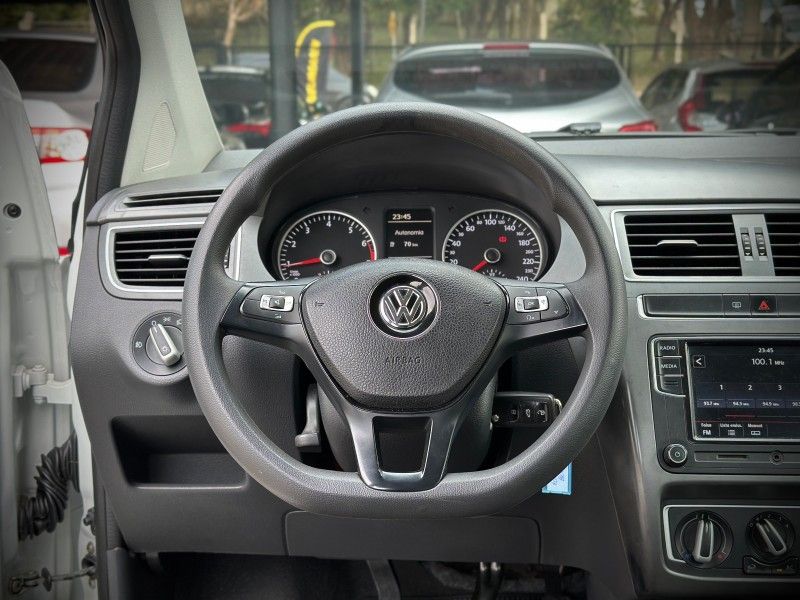 Volkswagen FOX CONNECT 1.6 2019 NEUMANN VEÍCULOS ARROIO DO MEIO / Carros no Vale