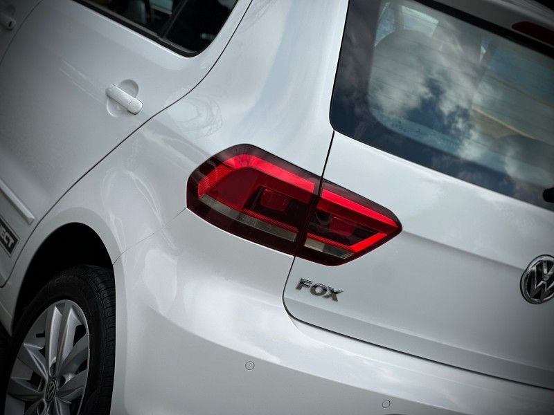 Volkswagen FOX CONNECT 1.6 2019 NEUMANN VEÍCULOS ARROIO DO MEIO / Carros no Vale