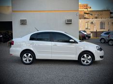 Volkswagen POLO SEDAN 1.6 2014 NEUMANN VEÍCULOS ARROIO DO MEIO / Carros no Vale