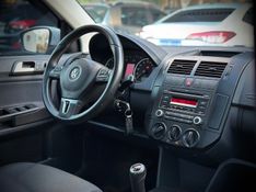 Volkswagen POLO SEDAN 1.6 2014 NEUMANN VEÍCULOS ARROIO DO MEIO / Carros no Vale