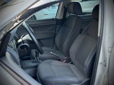 Volkswagen POLO SEDAN 1.6 2014 NEUMANN VEÍCULOS ARROIO DO MEIO / Carros no Vale