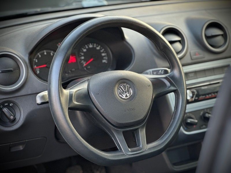Volkswagen SAVEIRO ROBUST 1.6 2019 NEUMANN VEÍCULOS ARROIO DO MEIO / Carros no Vale
