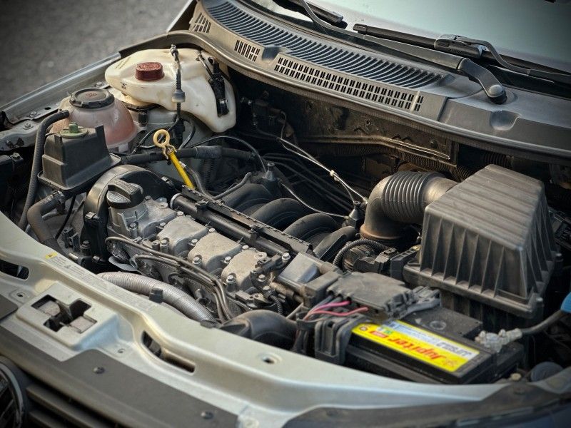 Volkswagen SAVEIRO ROBUST 1.6 2019 NEUMANN VEÍCULOS ARROIO DO MEIO / Carros no Vale