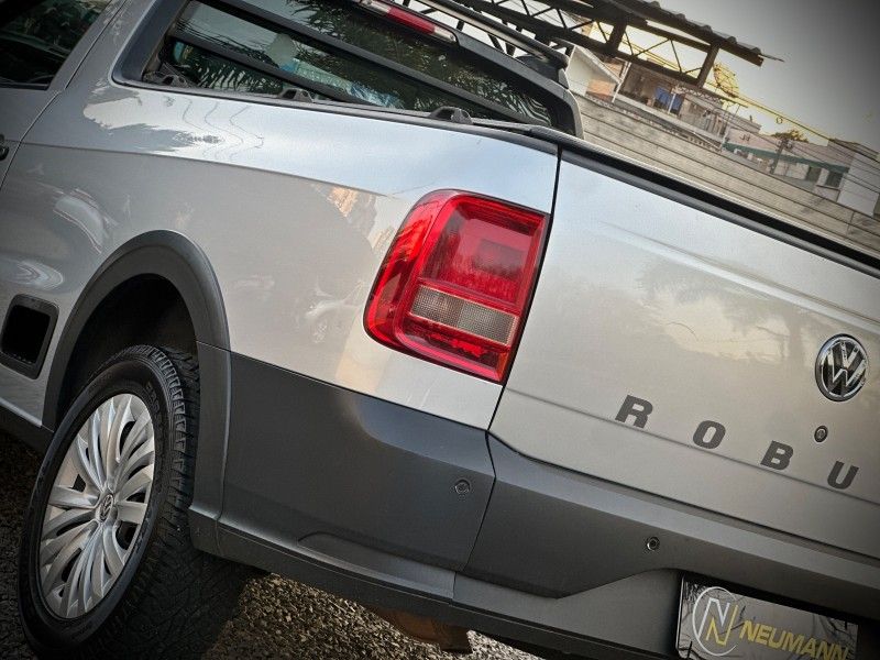 Volkswagen SAVEIRO ROBUST 1.6 2019 NEUMANN VEÍCULOS ARROIO DO MEIO / Carros no Vale