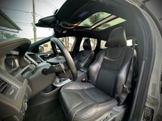 Volvo XC60 MOMENTUM 2.4 TURBO 2017 NEUMANN VEÍCULOS ARROIO DO MEIO / Carros no Vale
