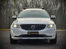 Volvo XC60 MOMENTUM 2.4 TURBO 2017 NEUMANN VEÍCULOS ARROIO DO MEIO / Carros no Vale