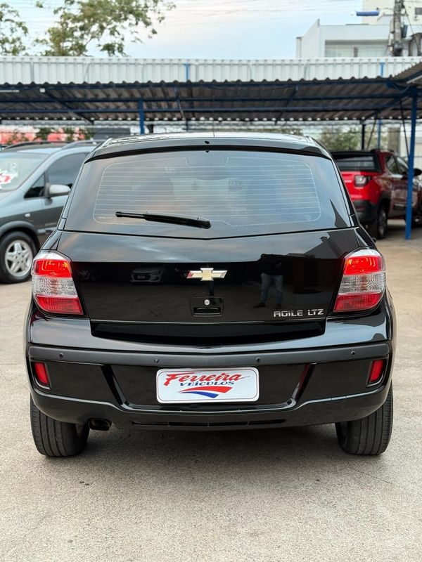 CHEVROLET AGILE LTZ 1.4 8V /2014 FERREIRA VEÍCULOS VENÂNCIO AIRES / Carros no Vale