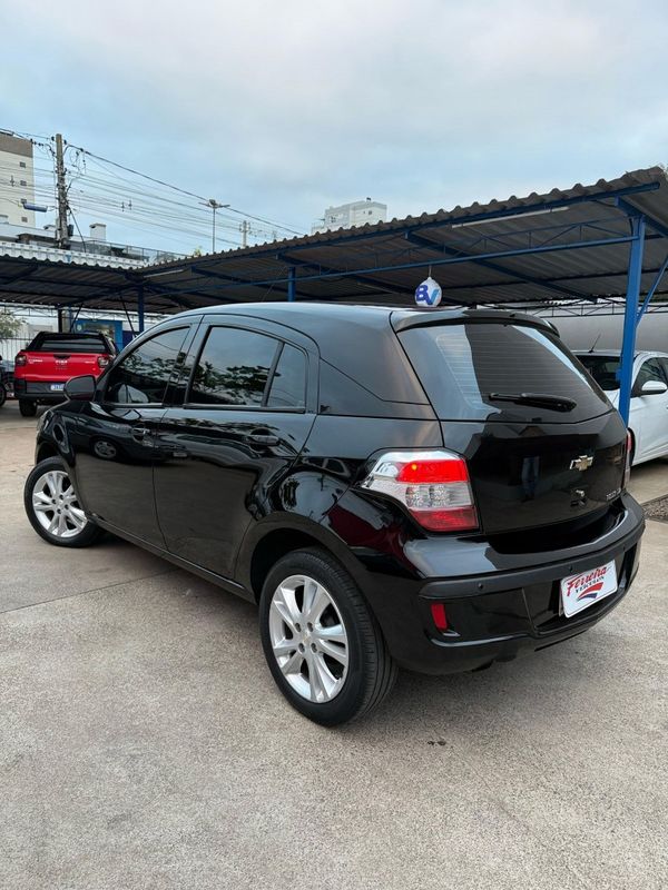 CHEVROLET AGILE LTZ 1.4 8V /2014 FERREIRA VEÍCULOS VENÂNCIO AIRES / Carros no Vale