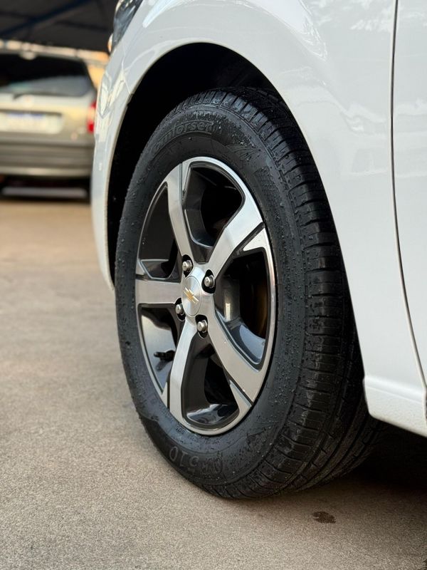 Chevrolet PRISMA LTZ 1.4 8V 2019 FERREIRA VEÍCULOS VENÂNCIO AIRES / Carros no Vale