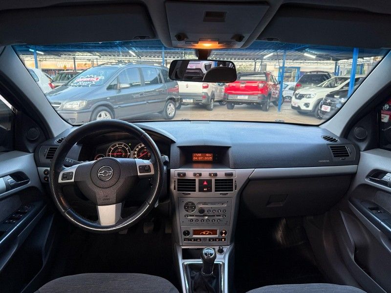 CHEVROLET VECTRA ELEGANCE 2.0 8V /2010 FERREIRA VEÍCULOS VENÂNCIO AIRES / Carros no Vale