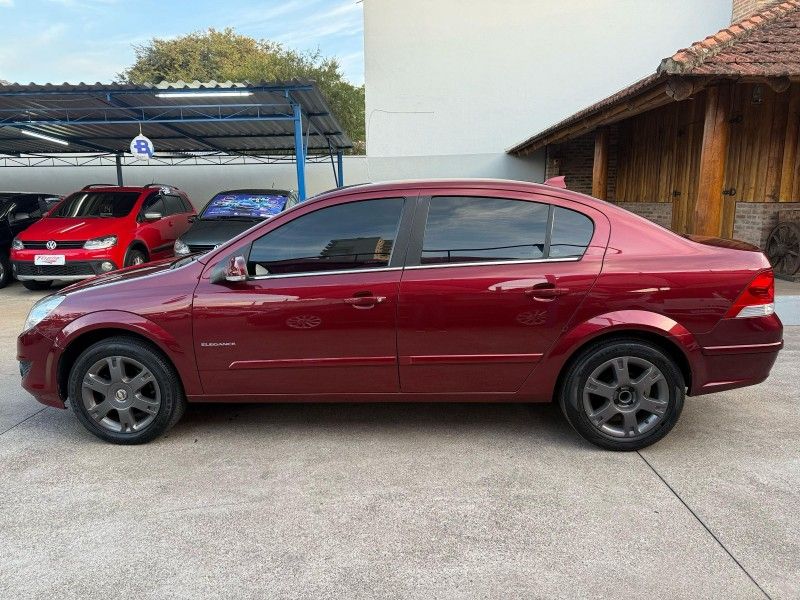 CHEVROLET VECTRA ELEGANCE 2.0 8V /2010 FERREIRA VEÍCULOS VENÂNCIO AIRES / Carros no Vale