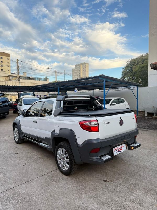 Fiat STRADA ADVENTURE CD 1.8 2014 FERREIRA VEÍCULOS VENÂNCIO AIRES / Carros no Vale