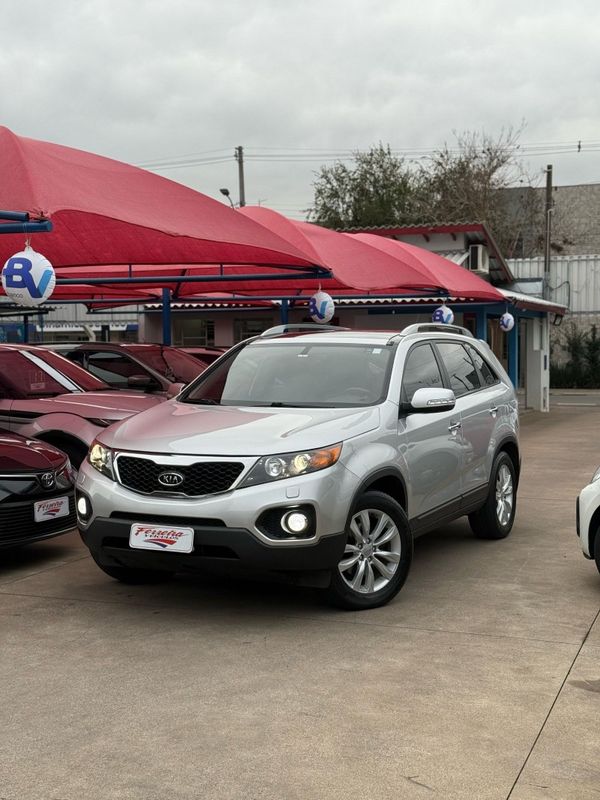 Kia SORENTO EX 2.4 2012 FERREIRA VEÍCULOS VENÂNCIO AIRES / Carros no Vale
