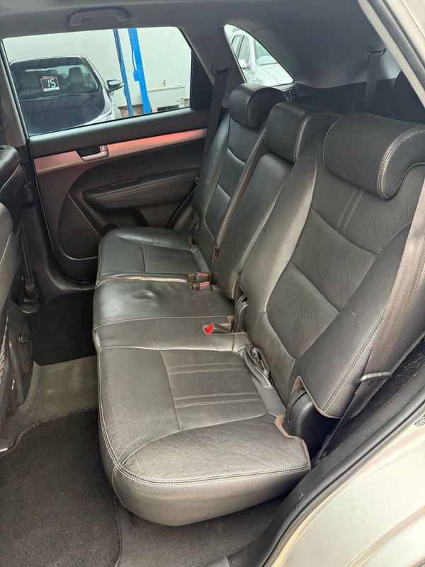 Kia SORENTO EX 2.4 2012 FERREIRA VEÍCULOS VENÂNCIO AIRES / Carros no Vale