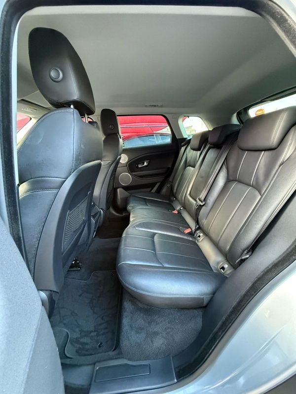 Land Rover EVOQUE 2.0 SI4 2017 FERREIRA VEÍCULOS VENÂNCIO AIRES / Carros no Vale