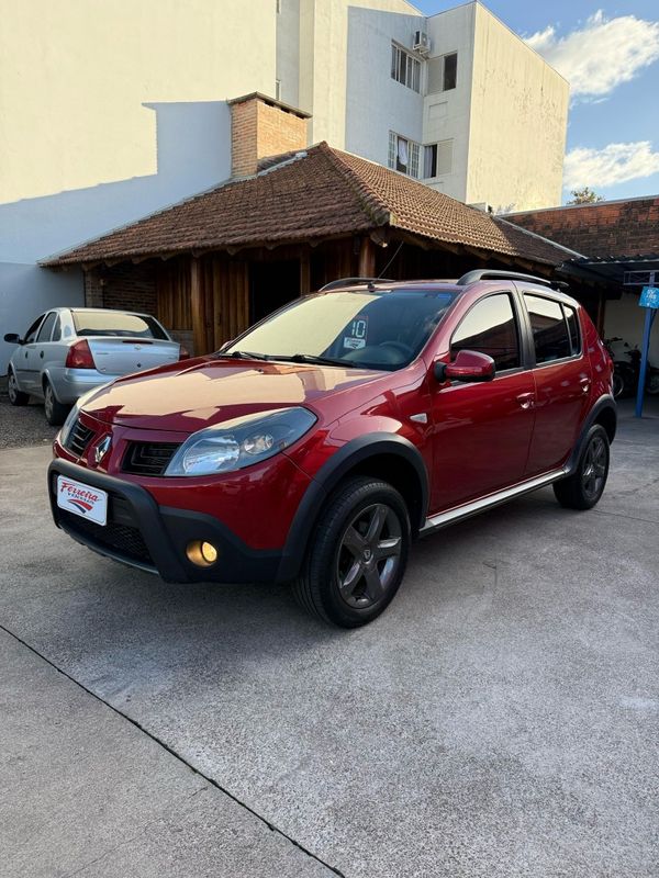 Renault SANDERO STEPWAY 1.6 2010 FERREIRA VEÍCULOS VENÂNCIO AIRES / Carros no Vale