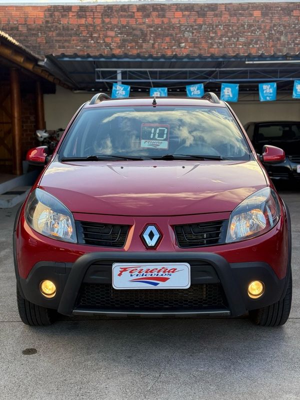 Renault SANDERO STEPWAY 1.6 2010 FERREIRA VEÍCULOS VENÂNCIO AIRES / Carros no Vale