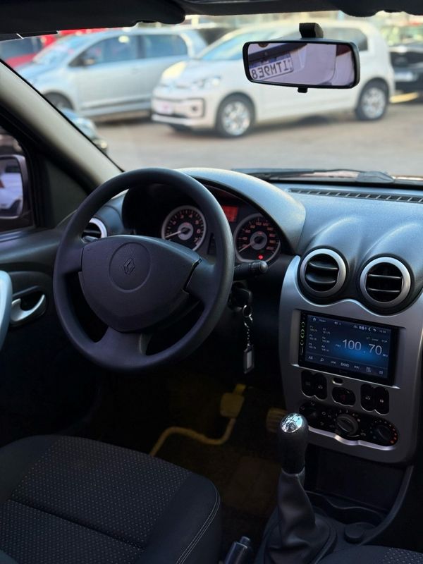 Renault SANDERO STEPWAY 1.6 2010 FERREIRA VEÍCULOS VENÂNCIO AIRES / Carros no Vale