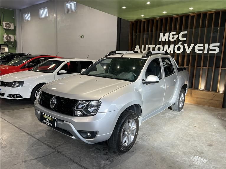 RENAULT DUSTER OROCH 1.6 16V Dynamique 2016/2017 M&C AUTOMÓVEIS CAXIAS DO SUL / Carros no Vale