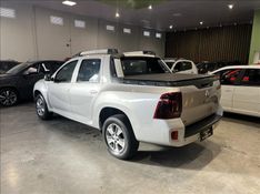 RENAULT DUSTER OROCH 1.6 16V Dynamique 2016/2017 M&C AUTOMÓVEIS CAXIAS DO SUL / Carros no Vale