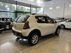 RENAULT SANDERO 1.6 Stepway 8V 2013/2014 M&C AUTOMÓVEIS CAXIAS DO SUL / Carros no Vale