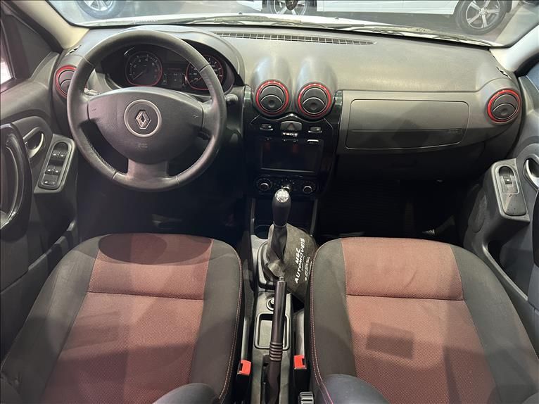 RENAULT SANDERO 1.6 Stepway 8V 2013/2014 M&C AUTOMÓVEIS CAXIAS DO SUL / Carros no Vale