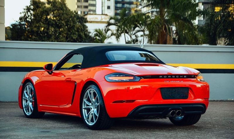 PORSCHE 718 2.5 16V H4 GASOLINA BOXSTER S PDK 2021/2021 FÁBIO BERNARDES PORTO ALEGRE / Carros no Vale