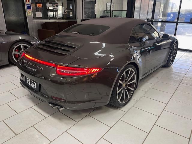 PORSCHE 911 3.8 CARRERA 4S CABRIOLET 6 CILINDROS 24V GASOLINA 2P AUTOMÁTICO 2013/2014 FÁBIO BERNARDES PORTO ALEGRE / Carros no Vale