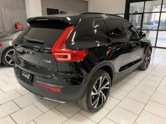 VOLVO XC40 2.0 T5 GASOLINA R-DESIGN AWD GEARTRONIC 2019/2020 FÁBIO BERNARDES PORTO ALEGRE / Carros no Vale