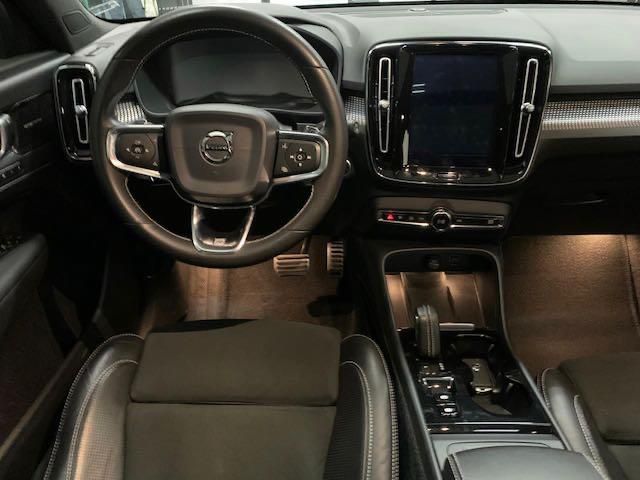 VOLVO XC40 2.0 T5 GASOLINA R-DESIGN AWD GEARTRONIC 2019/2020 FÁBIO BERNARDES PORTO ALEGRE / Carros no Vale