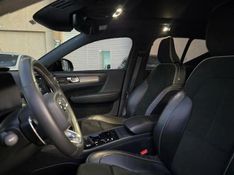 VOLVO XC40 2.0 T5 GASOLINA R-DESIGN AWD GEARTRONIC 2019/2020 FÁBIO BERNARDES PORTO ALEGRE / Carros no Vale