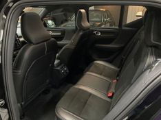VOLVO XC40 2.0 T5 GASOLINA R-DESIGN AWD GEARTRONIC 2019/2020 FÁBIO BERNARDES PORTO ALEGRE / Carros no Vale