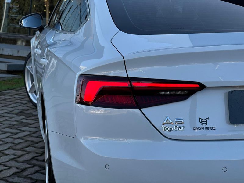 Audi A5 Ambiente Sportb 2.0 TFSI S Tonic 2017/2018 CONCEPT MOTORS PASSO FUNDO / Carros no Vale