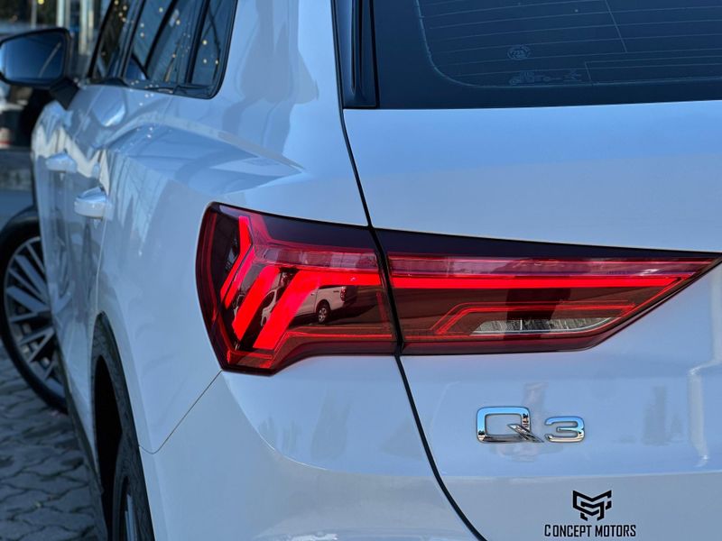 Audi Q3 Black Ed 1.4 TFSI Flex/Black S-tron. 2020/2020 CONCEPT MOTORS PASSO FUNDO / Carros no Vale
