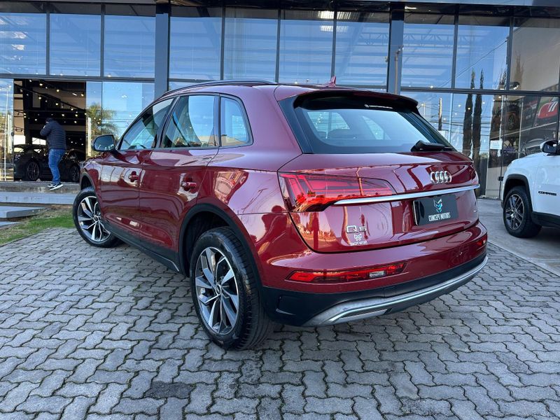 Audi Q5 S-Line 2.0 TFSI Quattro S-tronic 2021/2021 CONCEPT MOTORS PASSO FUNDO / Carros no Vale