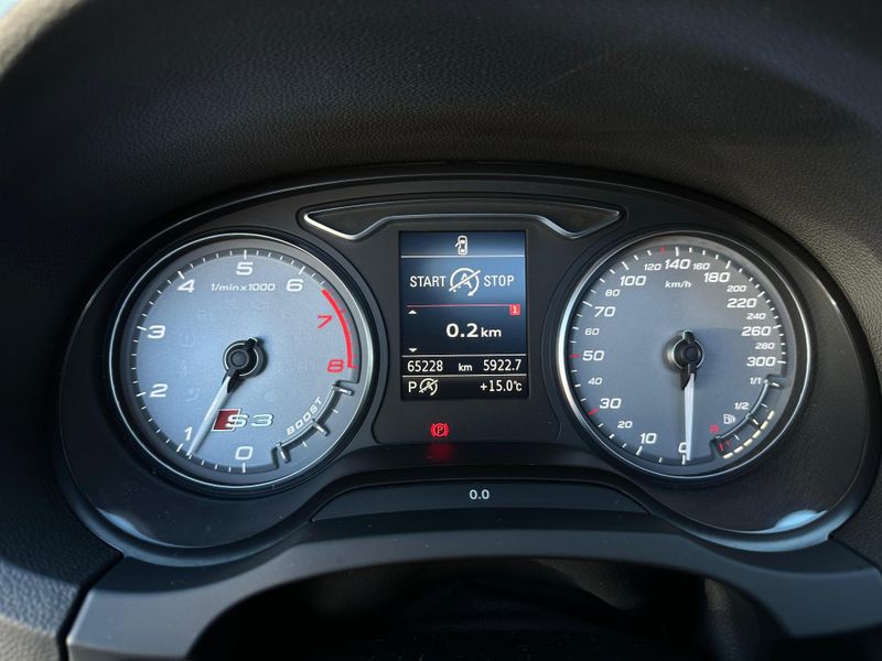 Audi S3 Sportback 2.0 TFSI Quattro S Tronic 2014/2015 CONCEPT MOTORS PASSO FUNDO / Carros no Vale