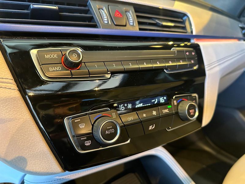 BMW X1 SDRIVE 20i M Sport 2.0 TB Flex Aut. 2022/2022 CONCEPT MOTORS PASSO FUNDO / Carros no Vale
